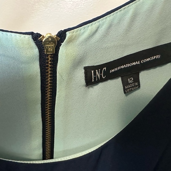 Elegant Navy and Mint Sleeveless Dress - Picture 5 of 5